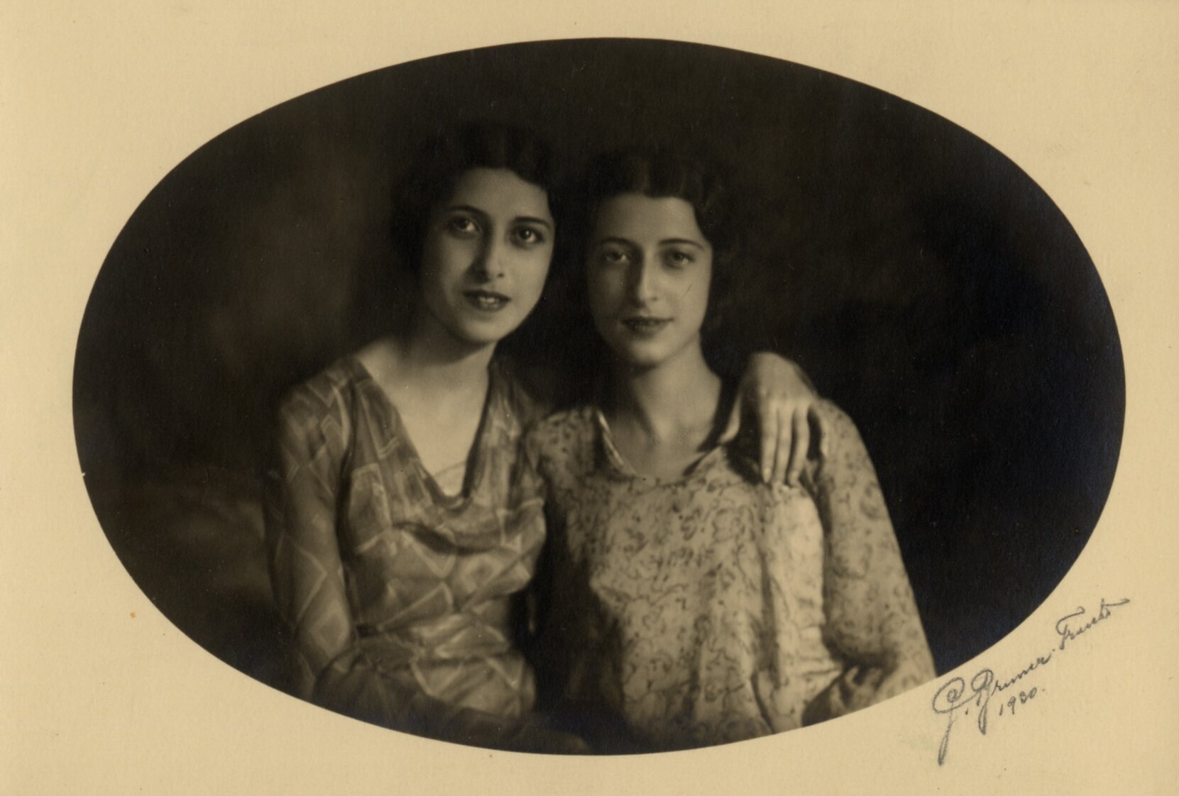 Giuliani Maria Letizia e Laura.jpg