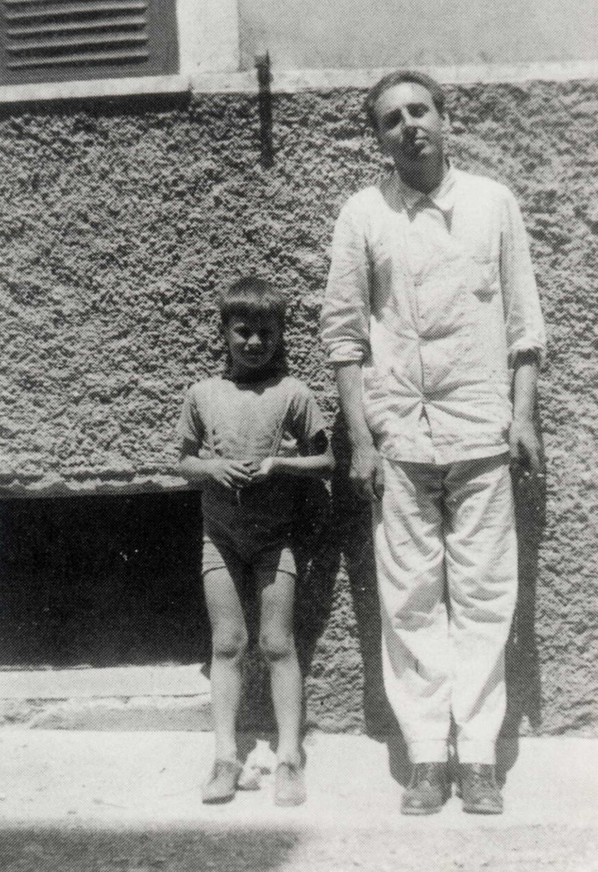 Pirandello Fausto con il figlio Pierluigi.jpg